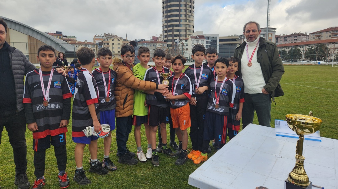 KÜÇÜKLER FUTBOL İL 4.SÜ OLDUK